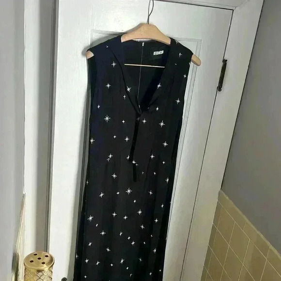 Reformation Black Star Print Dress - Picture 7 of 8